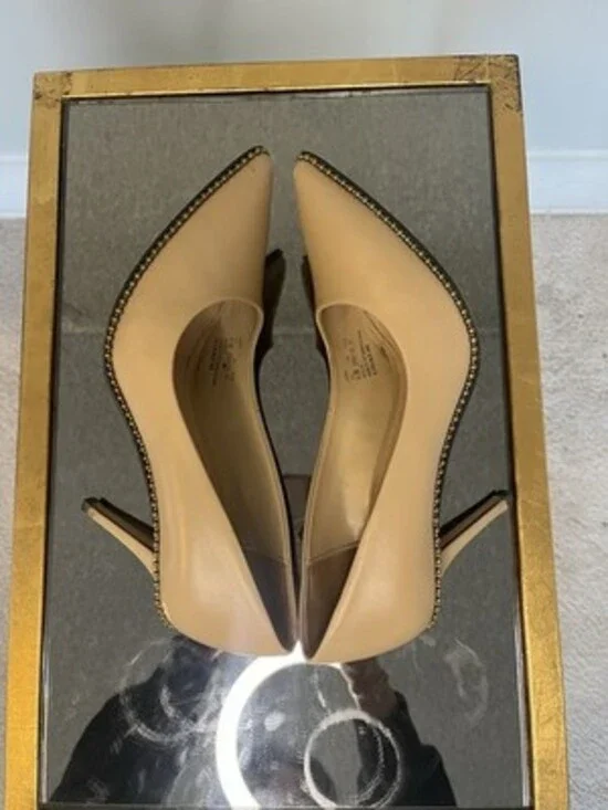 Coach Waverly High Heel Pumps. Nude/beige . Size 6.5. Very Good Condition - Picture 9 of 9